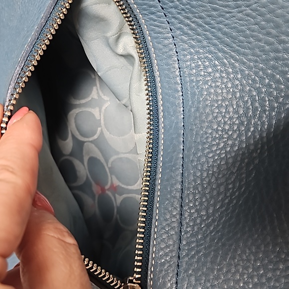 VINTAGE Coach Legacy Pebbled Leather Tassel crossbody - cornflower blue - Picture 8 of 16